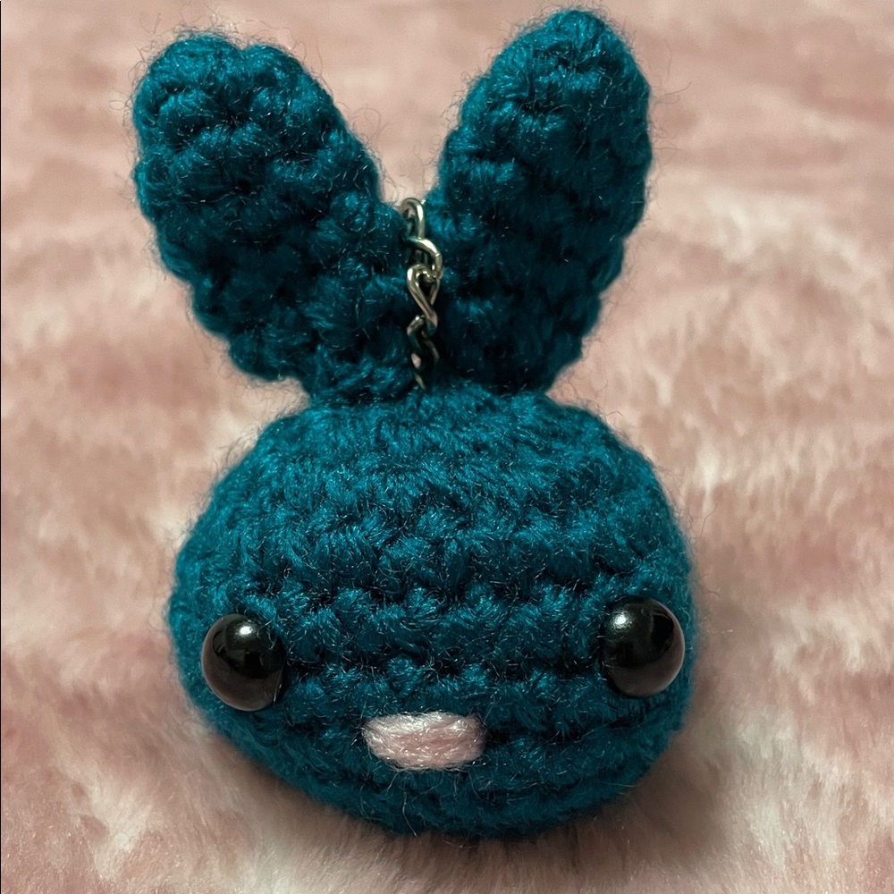 CROCHET MINI MOCHIBUN KEYCHAIN- REAL TEAL